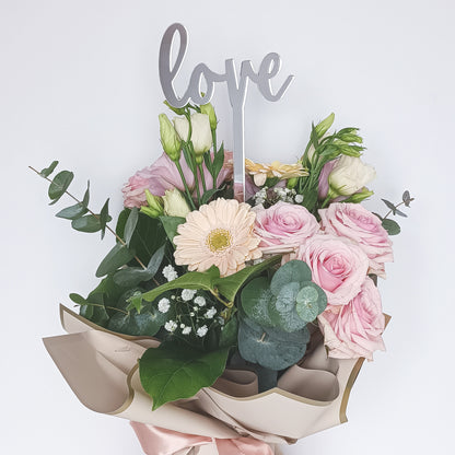 Topper Floral „Love” cu Tijă Lungă