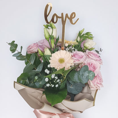 Topper Floral „Love” cu Tijă Lungă