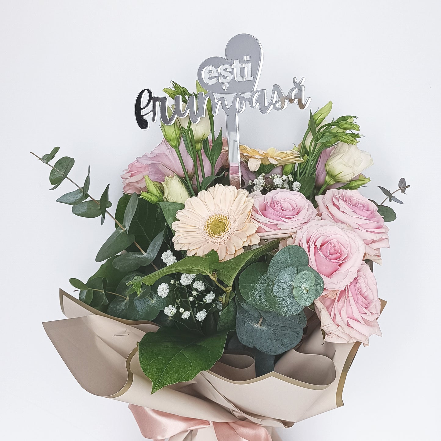 Topper Floral „Ești Frumoasă” cu Inimă și Tijă Lungă
